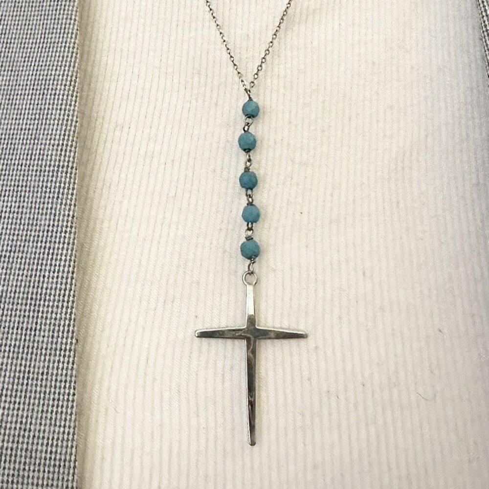 GM 925 Silver Cross Necklace Simple design Turquoise color Beads 12 inches long